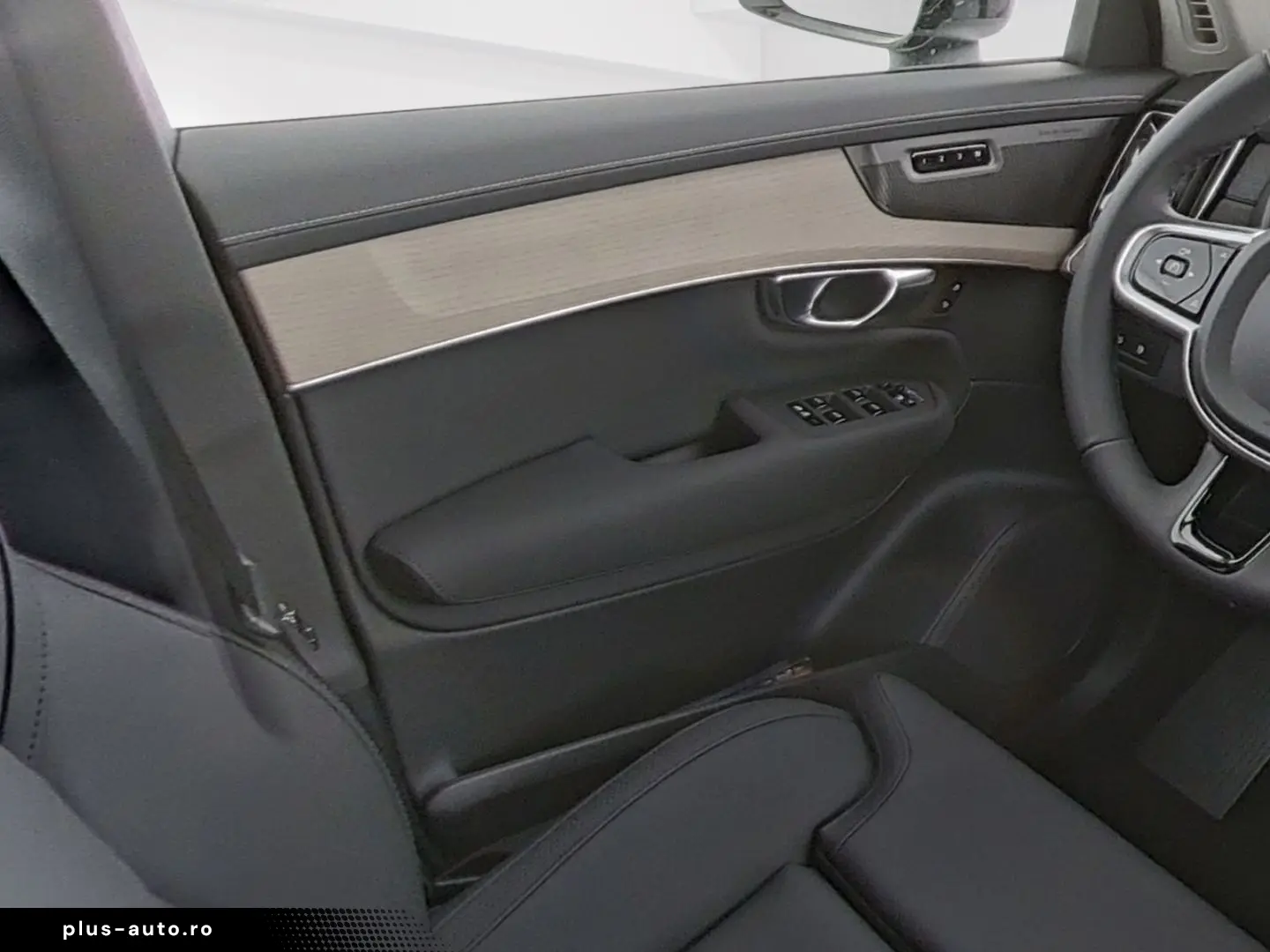 VOLVO XC90 Plus Dark Plug-In Hybrid AWD T8 Twin Engine