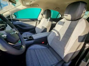 Skoda Superb 1.5 TSI iV DSG Selection