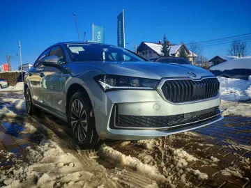 Skoda Superb 1.5 TSI iV DSG Selection