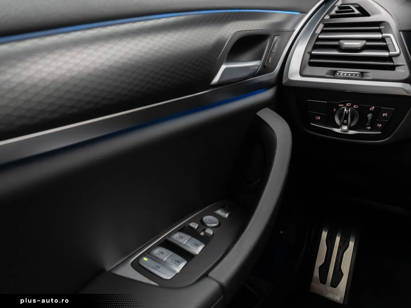 BMW X3 xD30e M Sport 360 Laser HUD DAB HiFi Komfort