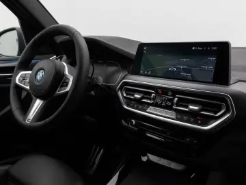 BMW X3 xD30e M Sport 360 Laser HUD DAB HiFi Komfort