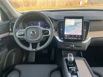 VOLVO XC90 B5 AWD Plus Bright FACELIFT 7-SITZER -27%