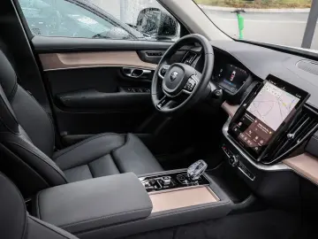 VOLVO XC90 T8 AWD Reskin Plus Dark Plug-In Hybrid 112