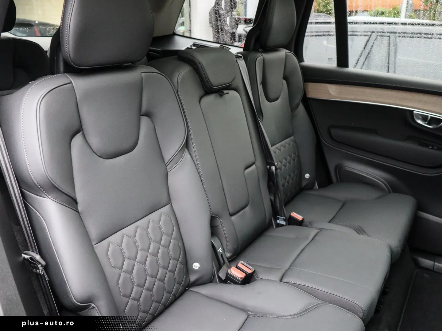 VOLVO XC90 T8 AWD Reskin Plus Dark Plug-In Hybrid 112