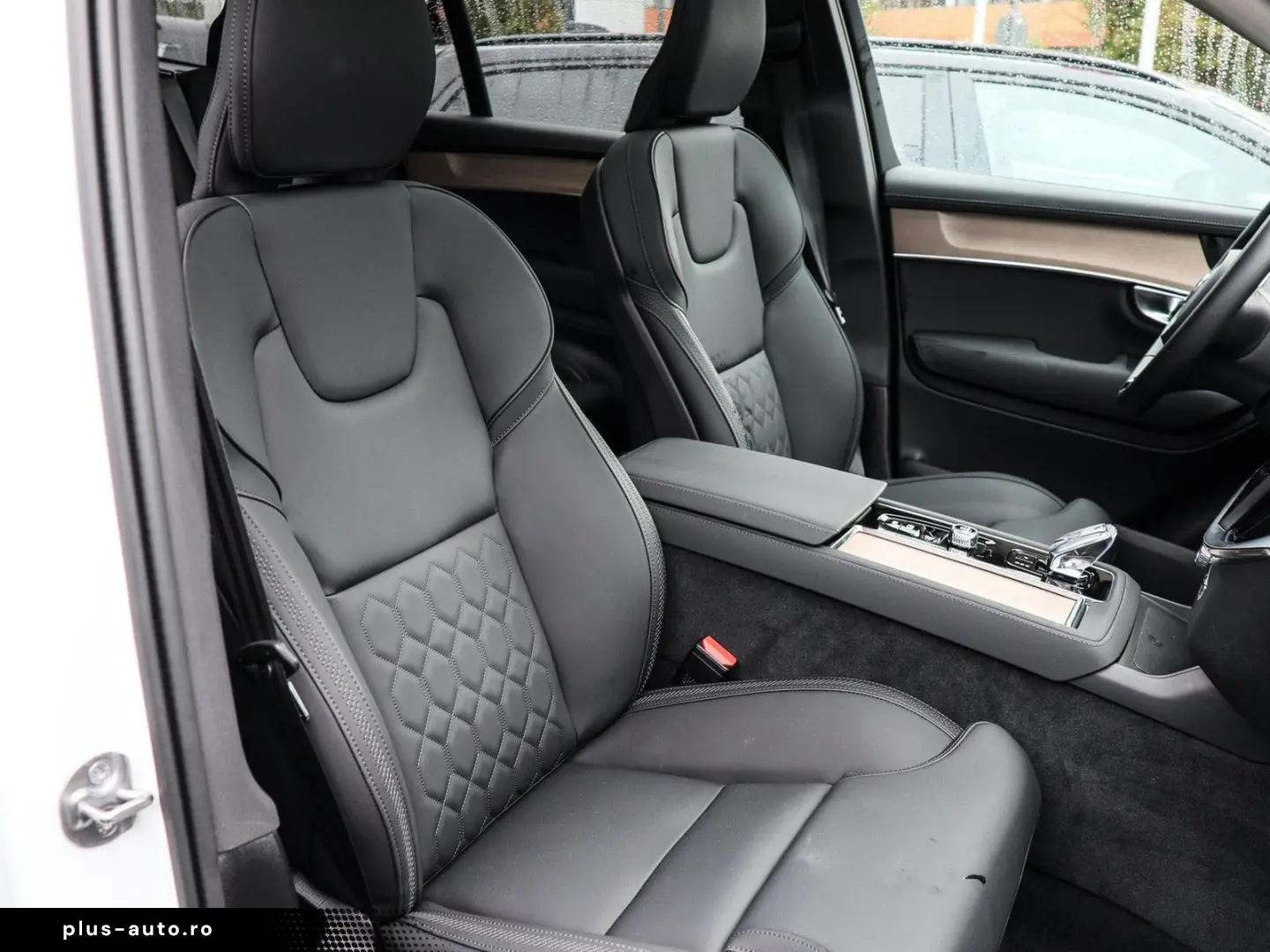 VOLVO XC90 T8 AWD Reskin Plus Dark Plug-In Hybrid 112