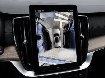 VOLVO XC90 T8 AWD Reskin Plus Dark Plug-In Hybrid 112