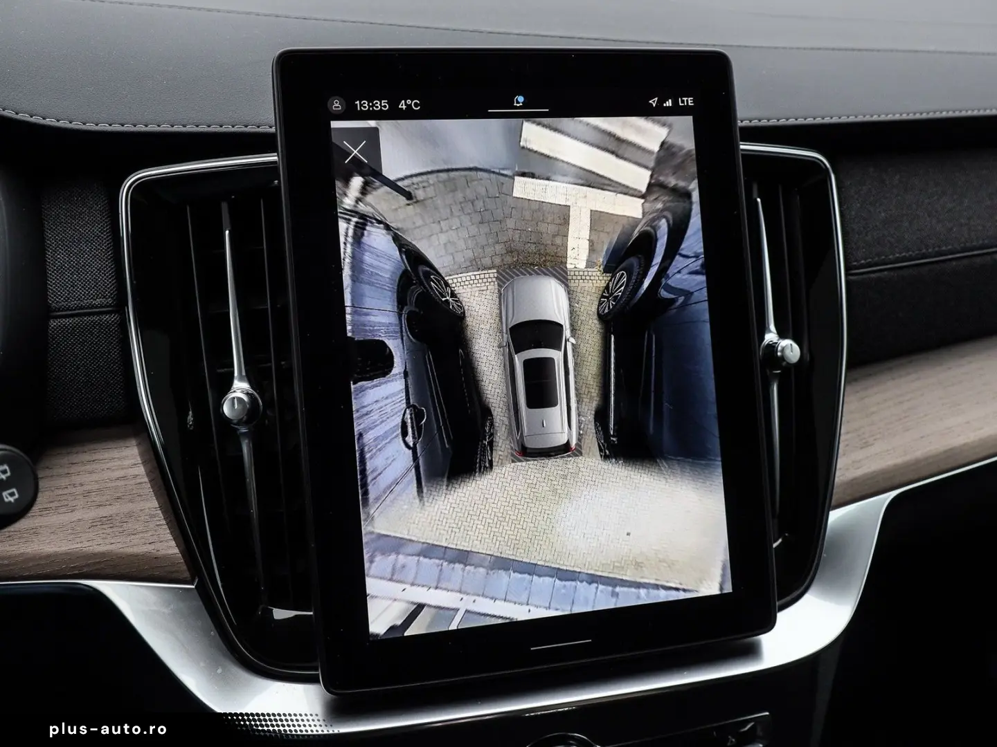 VOLVO XC90 T8 AWD Reskin Plus Dark Plug-In Hybrid 112