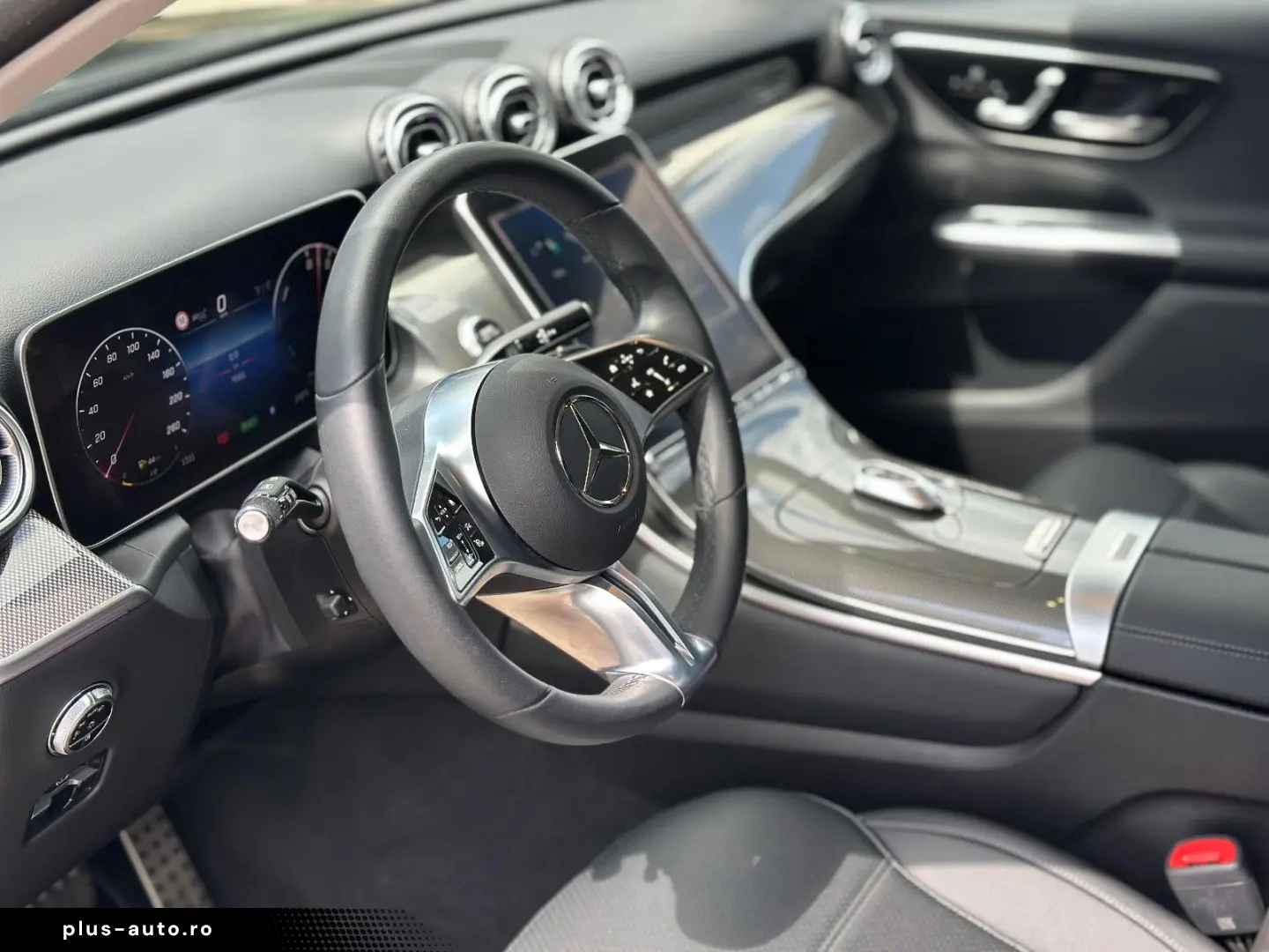 MERCEDES-BENZ GLC 400e 4MATIC 9.500TKM KAMERA ACC AHK