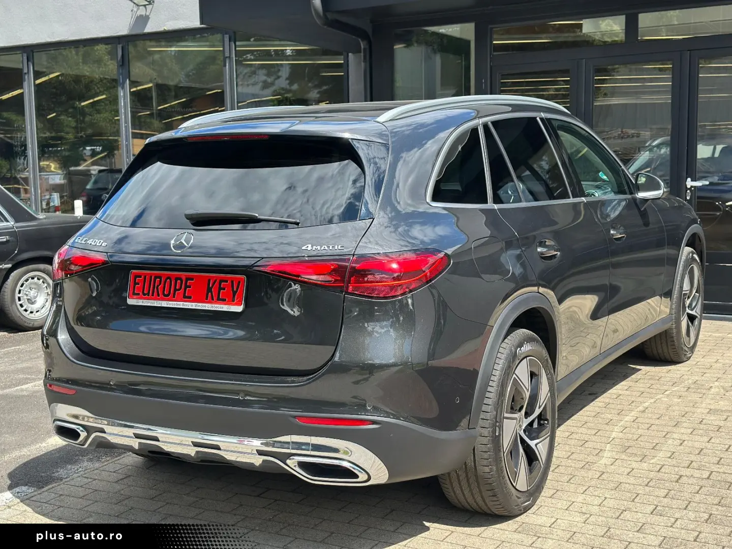 MERCEDES-BENZ GLC 400e 4MATIC 9.500TKM KAMERA ACC AHK