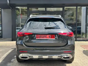 MERCEDES-BENZ GLC 400e 4MATIC 9.500TKM KAMERA ACC AHK