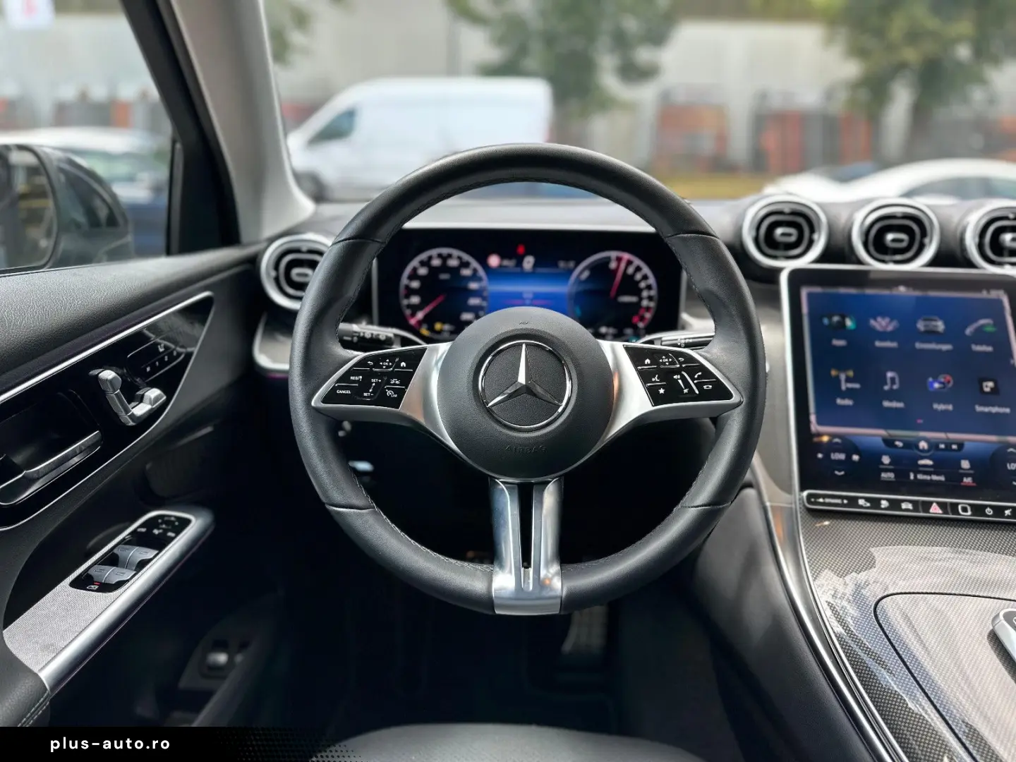 MERCEDES-BENZ GLC 400e 4MATIC 9.500TKM KAMERA ACC AHK