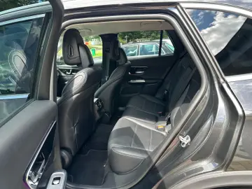 MERCEDES-BENZ GLC 400e 4MATIC 9.500TKM KAMERA ACC AHK