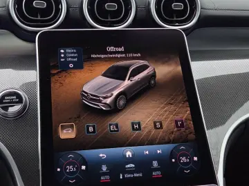 MERCEDES-BENZ GLC 400 e AMG-Premium.Pan.Mem.360 AHK.&hellip;