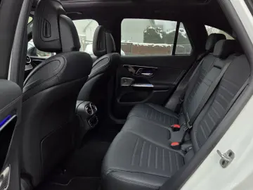 MERCEDES-BENZ GLC 400 e AMG-Premium.Pan.Mem.360 AHK.&hellip;