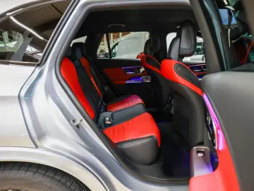 MERCEDES-BENZ GLC 400 e 4M AMG Sport Premium Distr. &hellip;