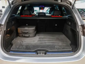 MERCEDES-BENZ GLC 400 e 4M AMG Sport Premium Distr. &hellip;