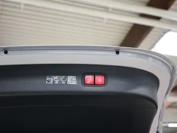 MERCEDES-BENZ GLC 400 e 4M AMG Sport Premium Distr. &hellip;