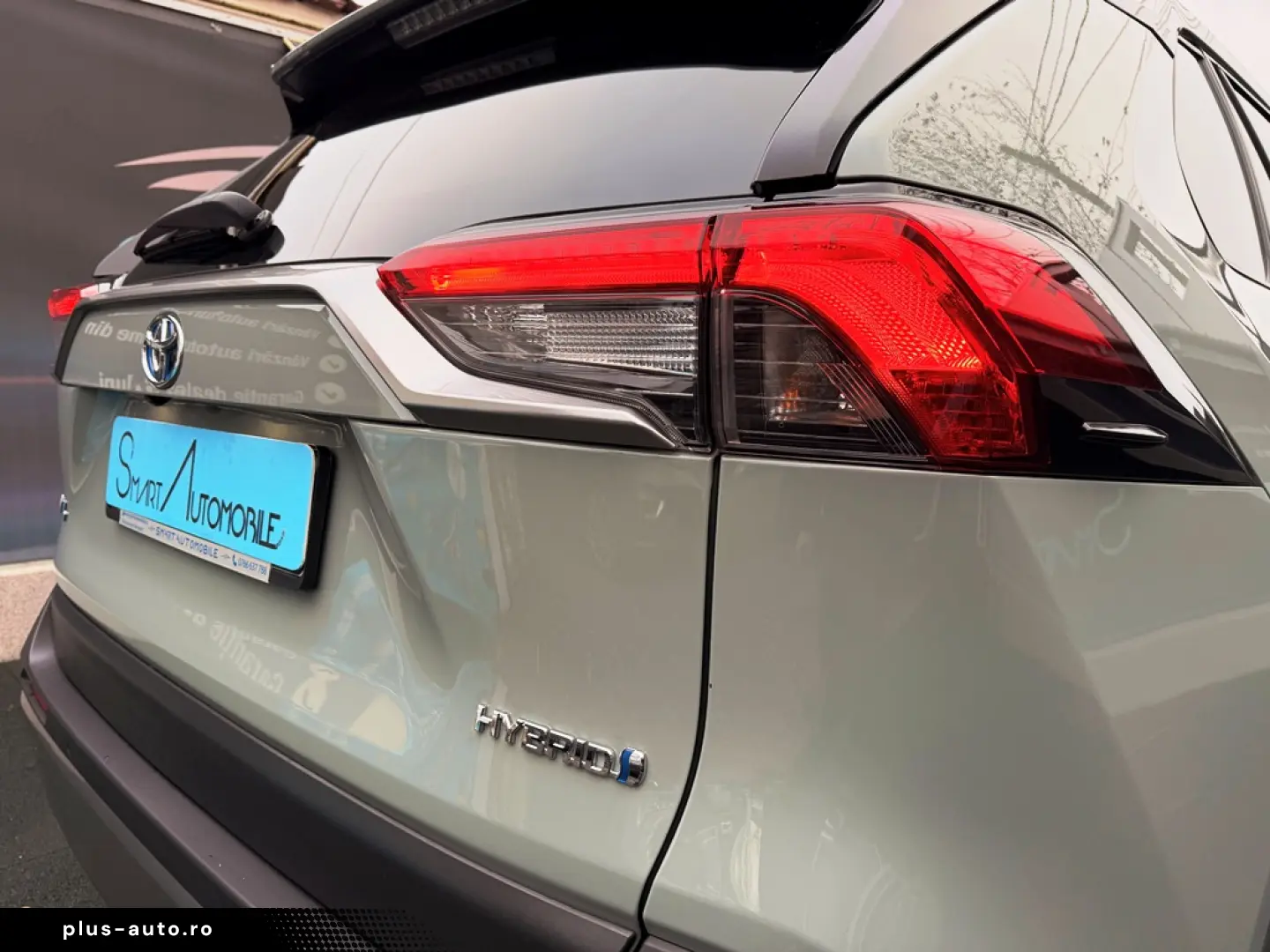 Toyota RAV4 2.5 Hybrid VVT-iE 4x4 Luxury Plus