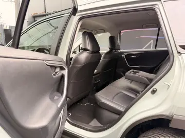 Toyota RAV4 2.5 Hybrid VVT-iE 4x4 Luxury Plus