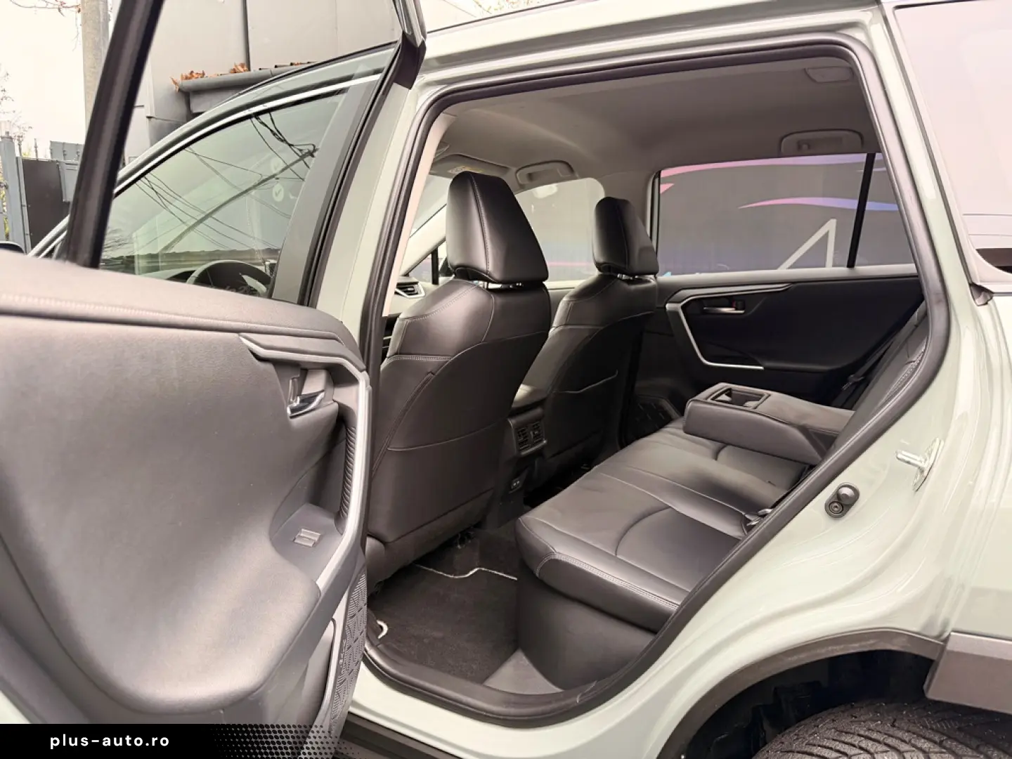 Toyota RAV4 2.5 Hybrid VVT-iE 4x4 Luxury Plus