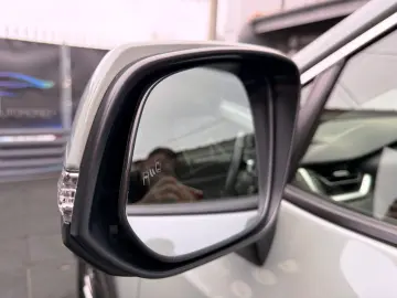 Toyota RAV4 2.5 Hybrid VVT-iE 4x4 Luxury Plus