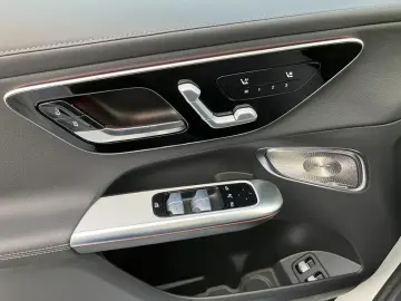 MERCEDES-BENZ GLC 400 e 4M AMG NIGHT PSD AHZV HUD DI&hellip;