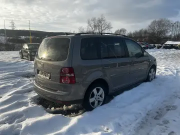 VW Touran 1.9 TDI  United  – Ediție de Familie