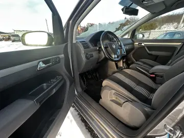 VW Touran 1.9 TDI  United  – Ediție de Familie