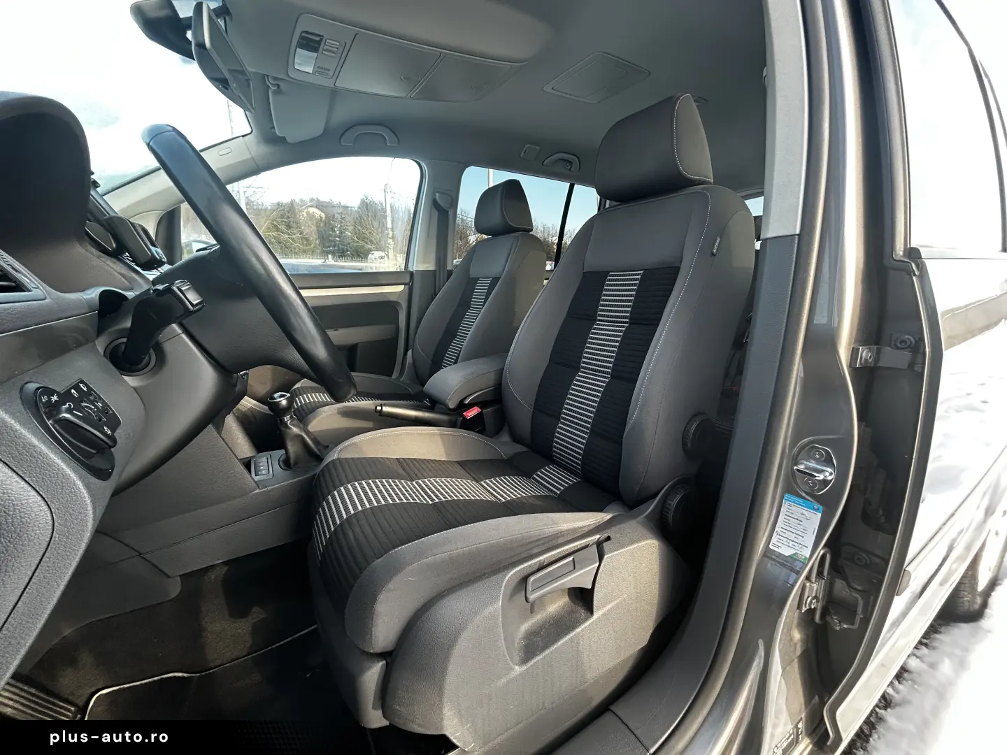 VW Touran 1.9 TDI  United  – Ediție de Familie