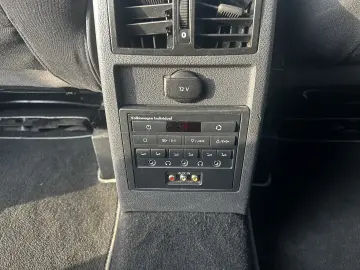 VW Touran 1.9 TDI  United  – Ediție de Familie