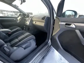 VW Touran 1.9 TDI  United  – Ediție de Familie