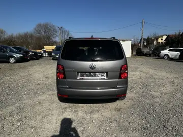 VW Touran 1.9 TDI  United  – Ediție de Familie