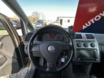 VW Touran 1.9 TDI  United  – Ediție de Familie