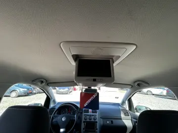 VW Touran 1.9 TDI  United  – Ediție de Familie