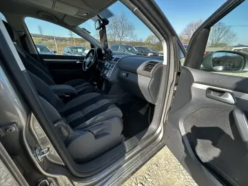 VW Touran 1.9 TDI  United  – Ediție de Familie