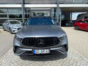 MERCEDES-BENZ GLC 400 e 4M AMG Night AHK DigiLight Distronic