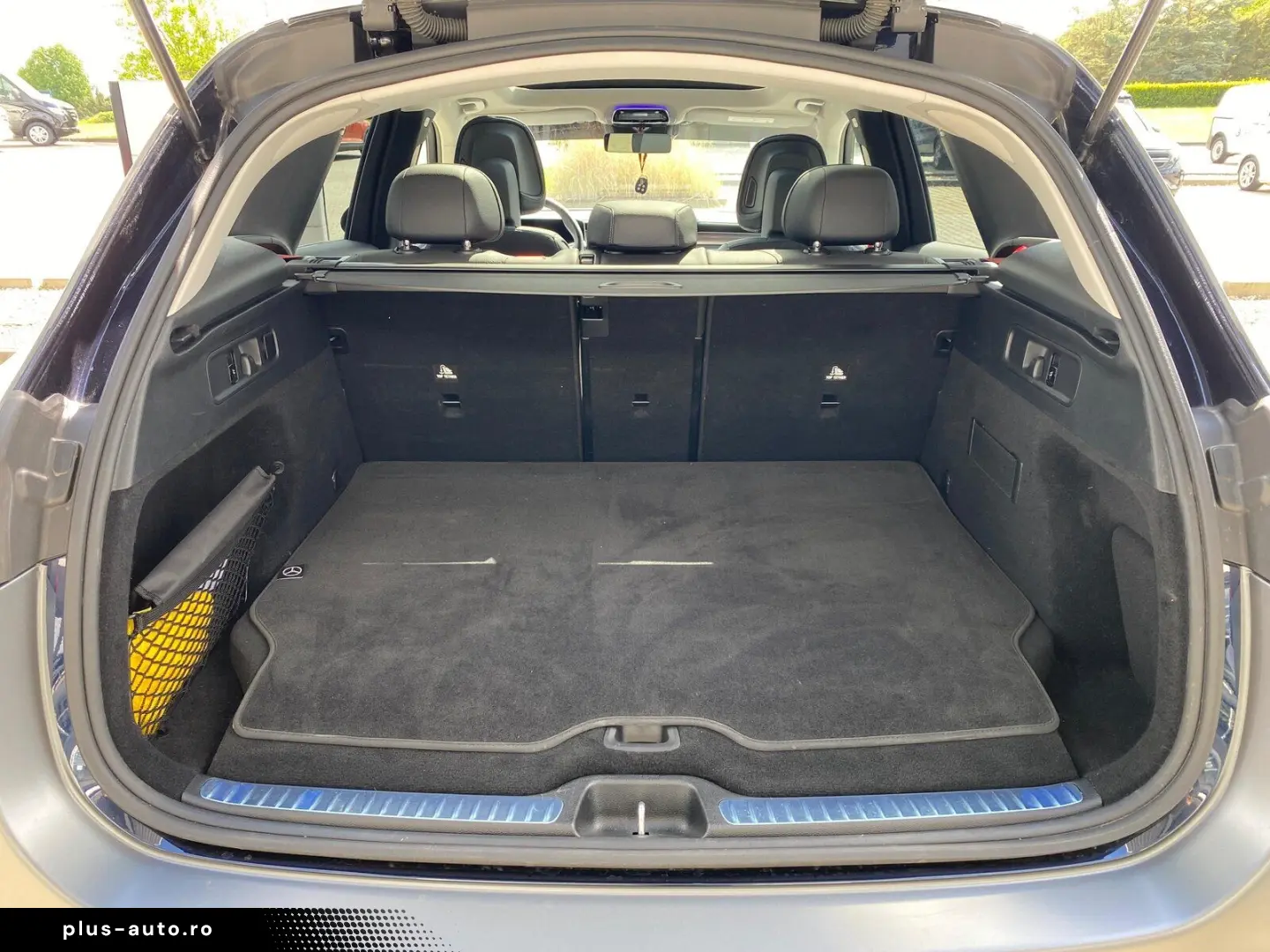 MERCEDES-BENZ GLC 400 e 4M AMG Night AHK DigiLight Distronic