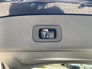 MERCEDES-BENZ GLC 400 e 4M AMG Night AHK DigiLight Distronic