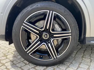 MERCEDES-BENZ GLC 400 e 4M AMG Night AHK DigiLight Distronic