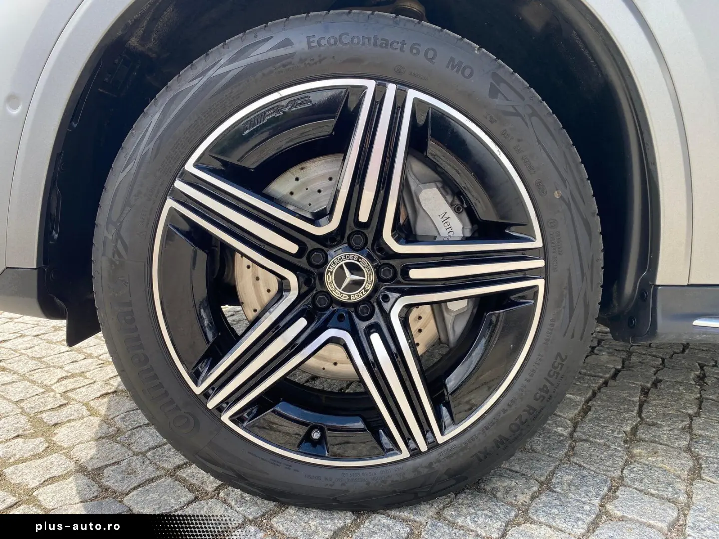 MERCEDES-BENZ GLC 400 e 4M AMG Night AHK DigiLight Distronic