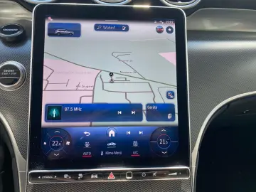 MERCEDES-BENZ GLC 400 e 4M AMG Night AHK DigiLight Distronic