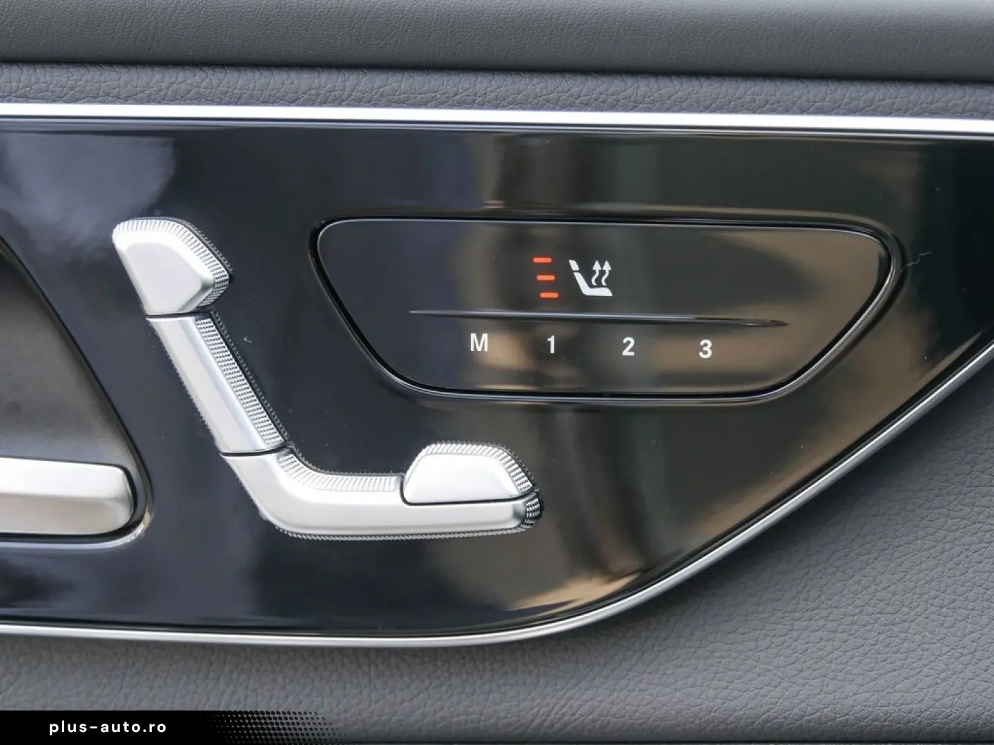 MERCEDES-BENZ GLC 400 e 4M AMG  PANO KEYL 360  LED M&hellip;