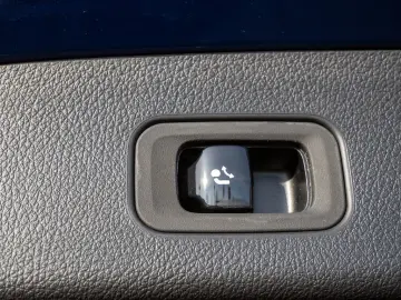 MERCEDES-BENZ GLC 400 e 4M AMG Sport Premium AHK LED&hellip;