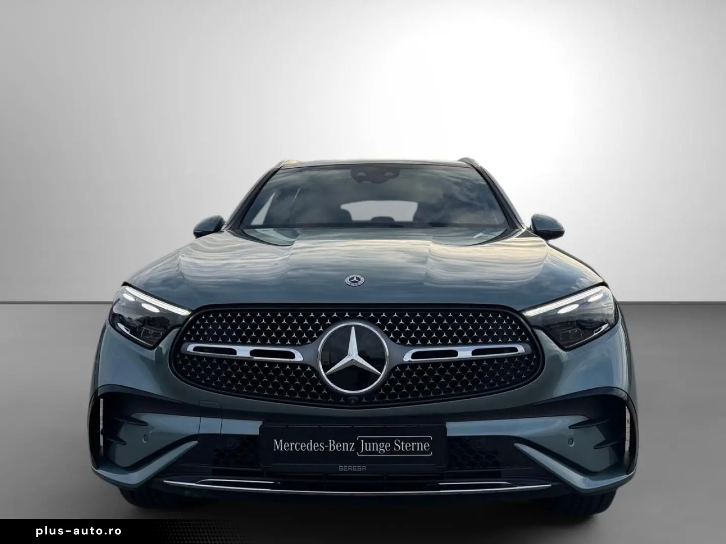 MERCEDES-BENZ GLC 400 e 4M AMG Pano AHK Sitzklima HU&hellip;