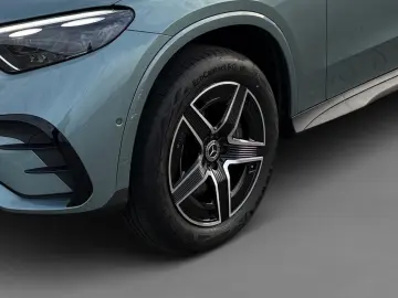 MERCEDES-BENZ GLC 400 e 4M AMG Pano AHK Sitzklima HU&hellip;