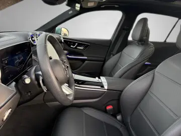 MERCEDES-BENZ GLC 400 e 4M AMG Pano AHK Sitzklima HU&hellip;