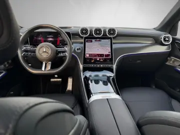 MERCEDES-BENZ GLC 400 e 4M AMG Pano AHK Sitzklima HU&hellip;