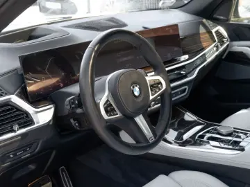 BMW X5 30d M SPORT.SOFTC.LUFTF.PANO.DR.ASS.360 .AHK