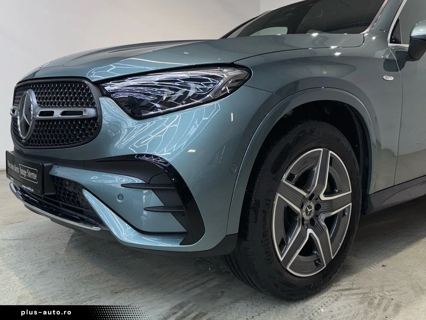 MERCEDES-BENZ GLC 400 e 4M AMG Panorama Multikontursitze AHK