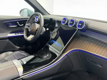 MERCEDES-BENZ GLC 400 e 4M AMG Panorama Multikontursitze AHK